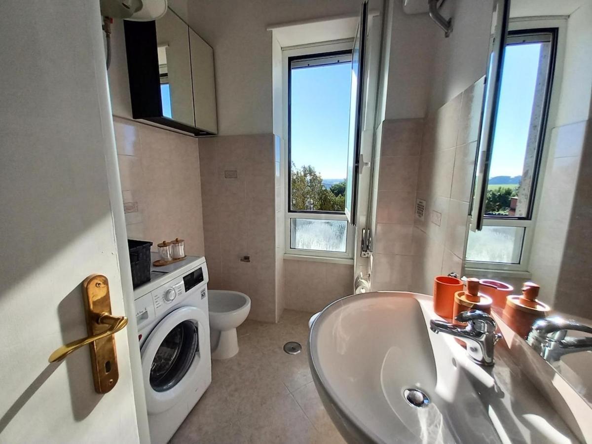 Sunny 20 Min St Peter By Train Apartment
